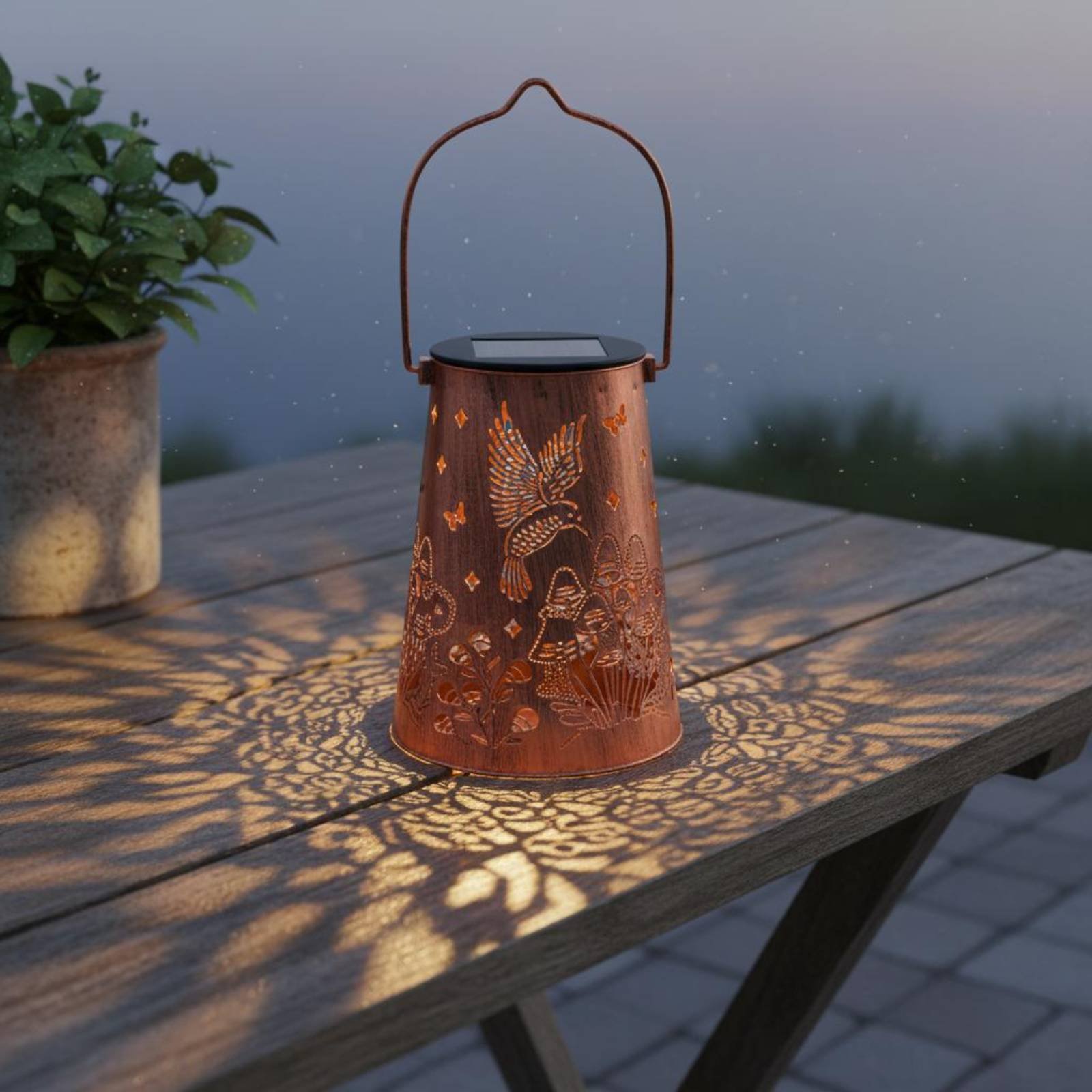 Floral Garden Lantern Pattern  - Garden Lighting Decor reseña y precio