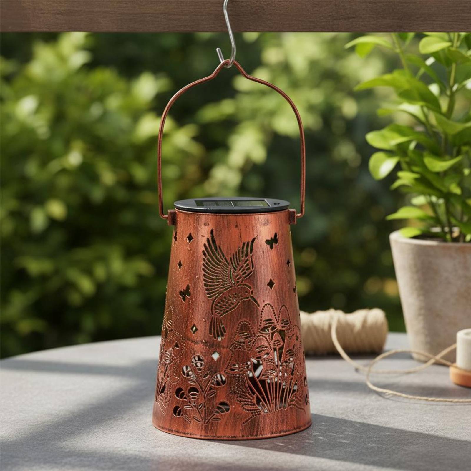 Floral Garden Lantern Pattern  - Garden Lighting Decor reseña y precio