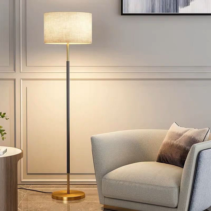 American Nordic Ins Minimalist - Floor Lamp Tripod reseña y precio