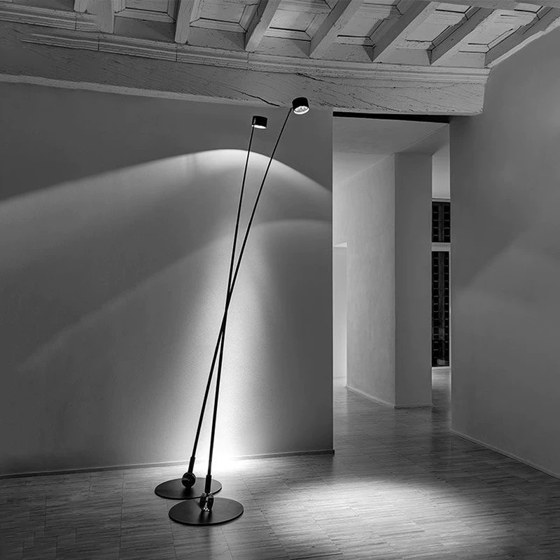 Arc floor lamp Designer Sampei - Floor Lamp Tripod reseña y precio